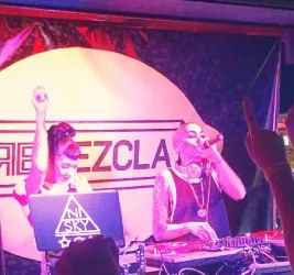 Nina Sky