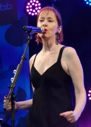 Suzanne Vega